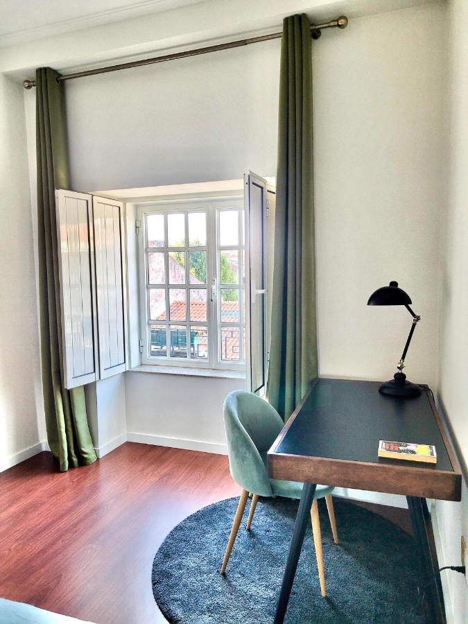 Charm City Center Apt 140M2 & Free Parking Apartment Брага Екстериор снимка