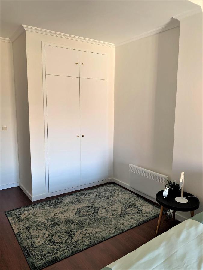 Charm City Center Apt 140M2 & Free Parking Apartment Брага Екстериор снимка